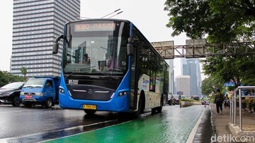 KEJUTAN LEBARAN 2026! Keliling Jakarta Sepuasnya CUMA Rp 1 Pakai TransJakarta!