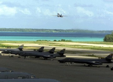 Diego Garcia Terancam Rudal Iran? Mengungkap Mitos & Realita Kekuatan Militer Tehran!