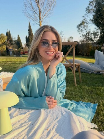 Terkuak! Potret Istri Pogba Zulay Rayakan Lebaran, Kisah Mualaf yang Menginspirasi?