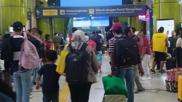 Fenomena Lebaran: 41 Ribu Penumpang Kereta Tinggalkan Jakarta di H+2, Ada Apa?