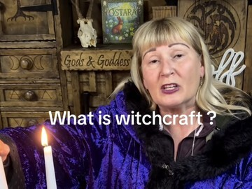 TERBONGKAR! Fenomena Penyihir Modern di TikTok: Bukan Sihir Hitam, Ini Rahasia Sebenarnya!