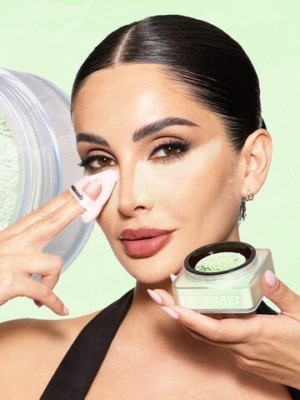 Jangan Kaget! Green Setting Powder Viral TikTok Bikin Kulit Mulus Bebas Kemerahan!