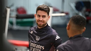 Drama Hotel: Chappell Roan Bikin Anak Jorginho Nangis, Apa yang Terjadi Sebenarnya?