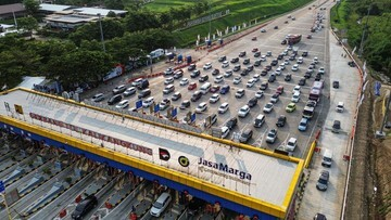 21 Ribu Pengendara Kehabisan Saldo Saat Mudik: Biang Kerok Kemacetan Gerbang Tol Terungkap!