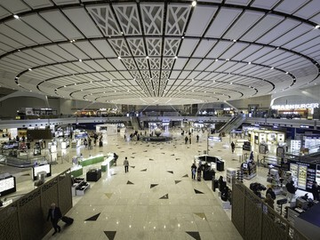 TERBONGKAR! Konflik Timur Tengah Bikin Ratusan Penerbangan Arab Saudi KACAU, Bandara Riyadh Lumpuh!