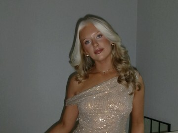 TERBONGKAR! Rambut Putih di Usia Muda Bukan Hanya Faktor U, Ini Penyebab Sebenarnya!