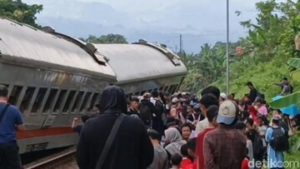 BREAKING! KA Bangunkarta Anjlok di Brebes: Misteri Penyebab & Evakuasi Heroik Terkuak!