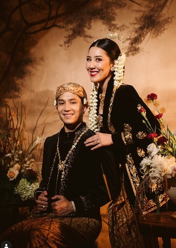 Bikin Iri! Teuku Rassya Pamer Prewedding 2 Konsep: Tradisional vs. Modern Elegan!