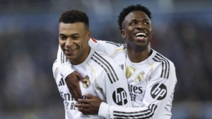 Terbongkar! Mengapa Vinicius dan Mbappe ‘Mejan’ di Laga Krusial? Ini Analisis Mendalamnya!