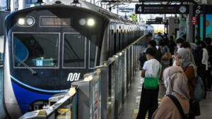 Geger! MRT Jakarta Mati Listrik Dadakan: Ribuan Penumpang Terjebak, Ini Penjelasan Lengkapnya!