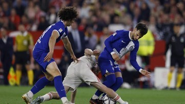 KEJUTAN LA LIGA! Strategi Berani Simeone Gagal Total: Atletico Tumbang di Kandang Sevilla!