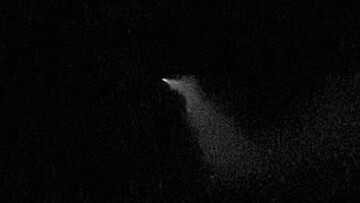 HEBOH! Langit Malang Digemparkan Benda Bercahaya Misterius, Rudal atau Rahasia Alam Semesta?