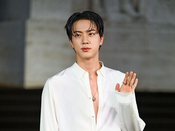 TERUNGKAP! Jin BTS Buka Suara Peluang Debut Akting, Sinyal Keras Segera Wujud?