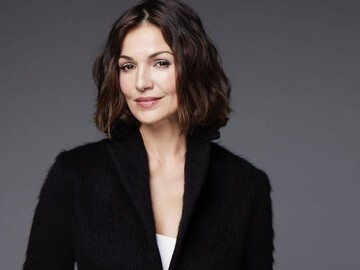 Pahit! Aktris Prancis Nadia Farès Berpulang di Usia 57, Ditemukan Tak Sadarkan Diri di Kolam Renang