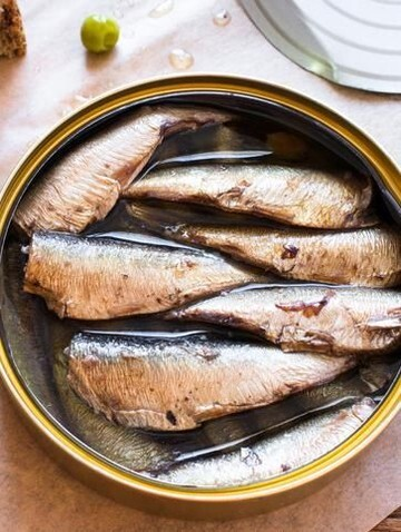 Rahasia Kulit Glowing Bak Model VS Terbongkar: Sarden Kalengan, Mitos atau Fakta?