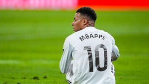 TERGELINCIR! Madrid Ditahan Imbang Betis, Jalan Mulus Barcelona Raih Gelar La Liga?