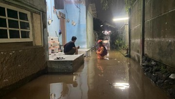 Bogor Mencekam! Sungai Cibeber Meluap, Ratusan Warga Citeureup Terendam Banjir 1,2 Meter: Ini Akar Masalahnya!