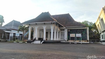 Rahasia Mengerikan Gedung Juang Majalengka: Tempat Eksekusi Gantung yang Terlupakan!